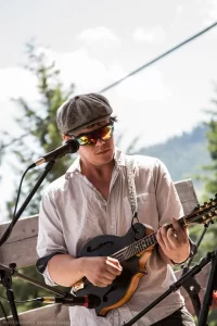 Nathaniel Daniel (The Junebugs, Yeah Great Fine, Claws Drawn) performing at Troyfest 3D.